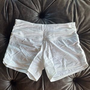 LULULEMON WHITE SHORTS